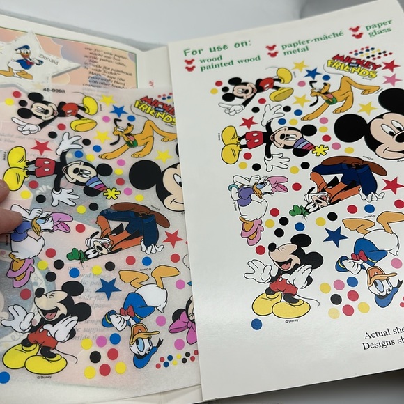 Disney Vintage Mickey Mouse & Friends (Saying’s) Transfer Stickers & Folder - Picture 7 of 9
